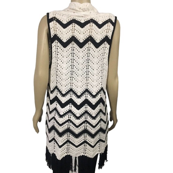 Chico's Women's Cardigan Chico's 1= Medium Black White Embroidered Open Front - Picture 11 of 11